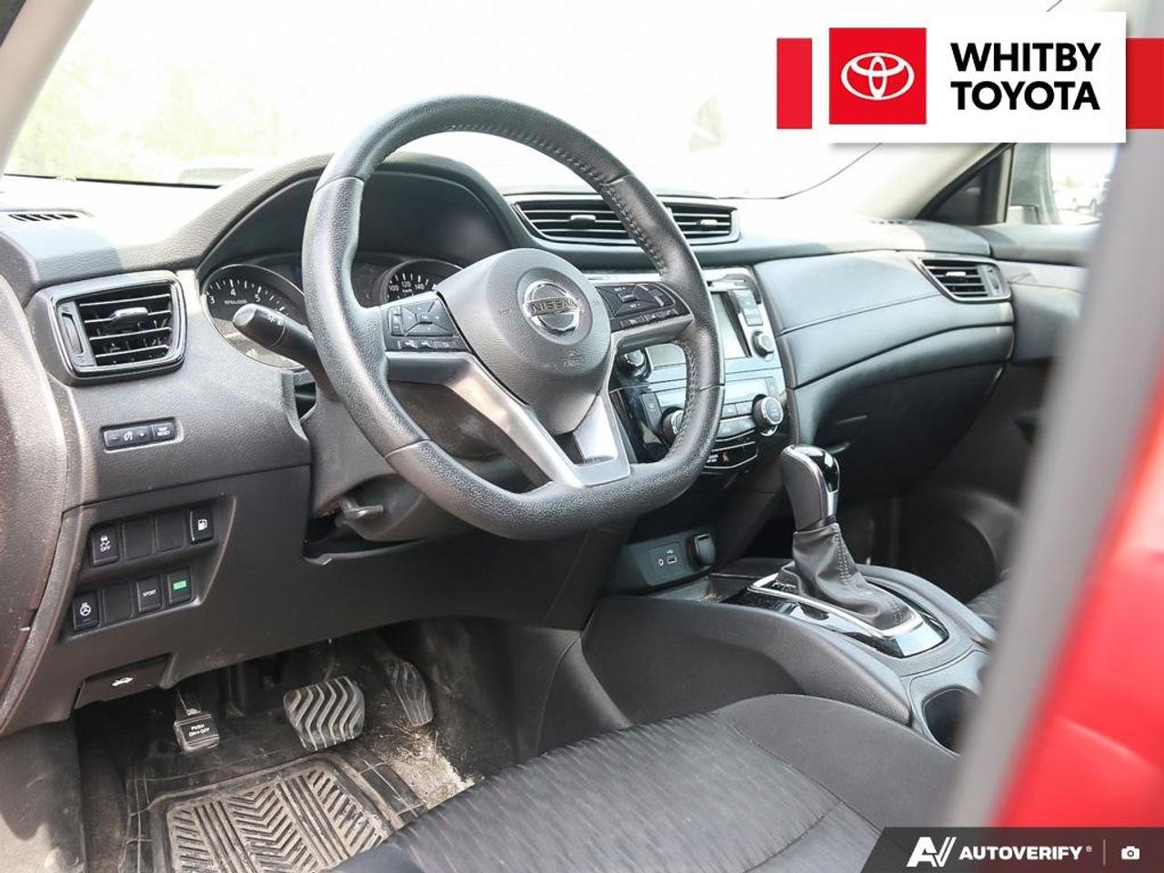2020 Nissan Rogue S 2.5L Photo