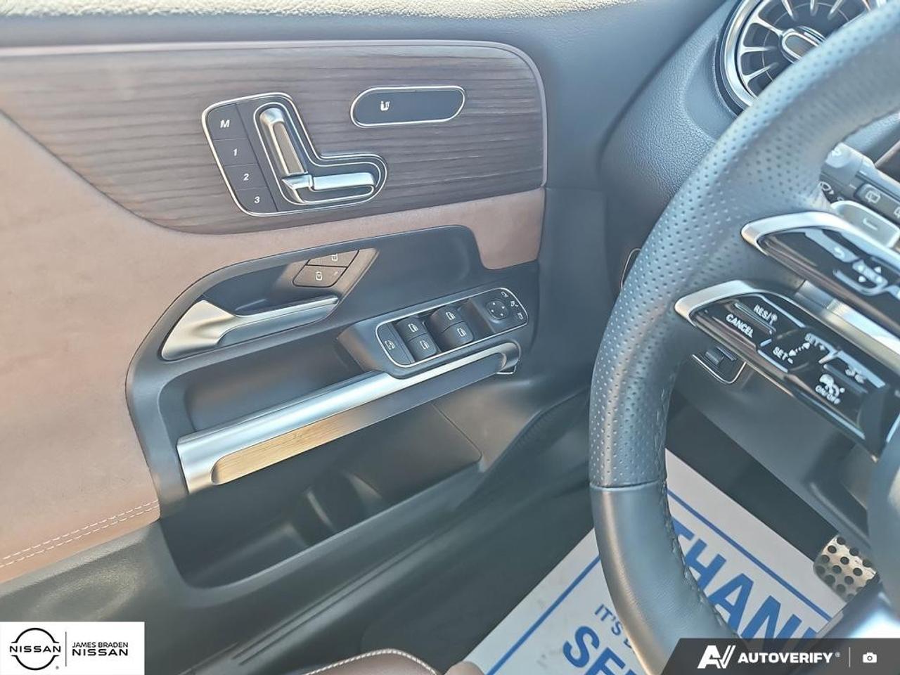 2025 Mercedes-Benz GLB GLB 250 4MATIC SUV Photo