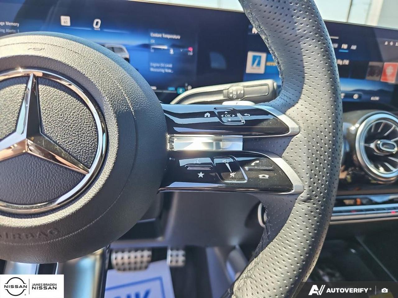 2025 Mercedes-Benz GLB GLB 250 4MATIC SUV Photo