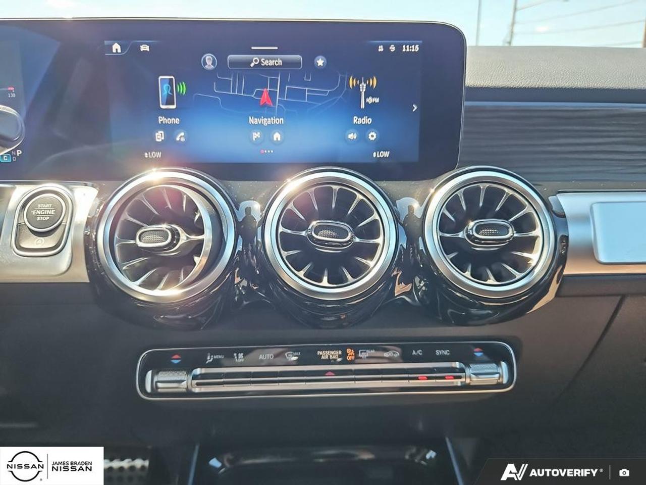 2025 Mercedes-Benz GLB GLB 250 4MATIC SUV Photo