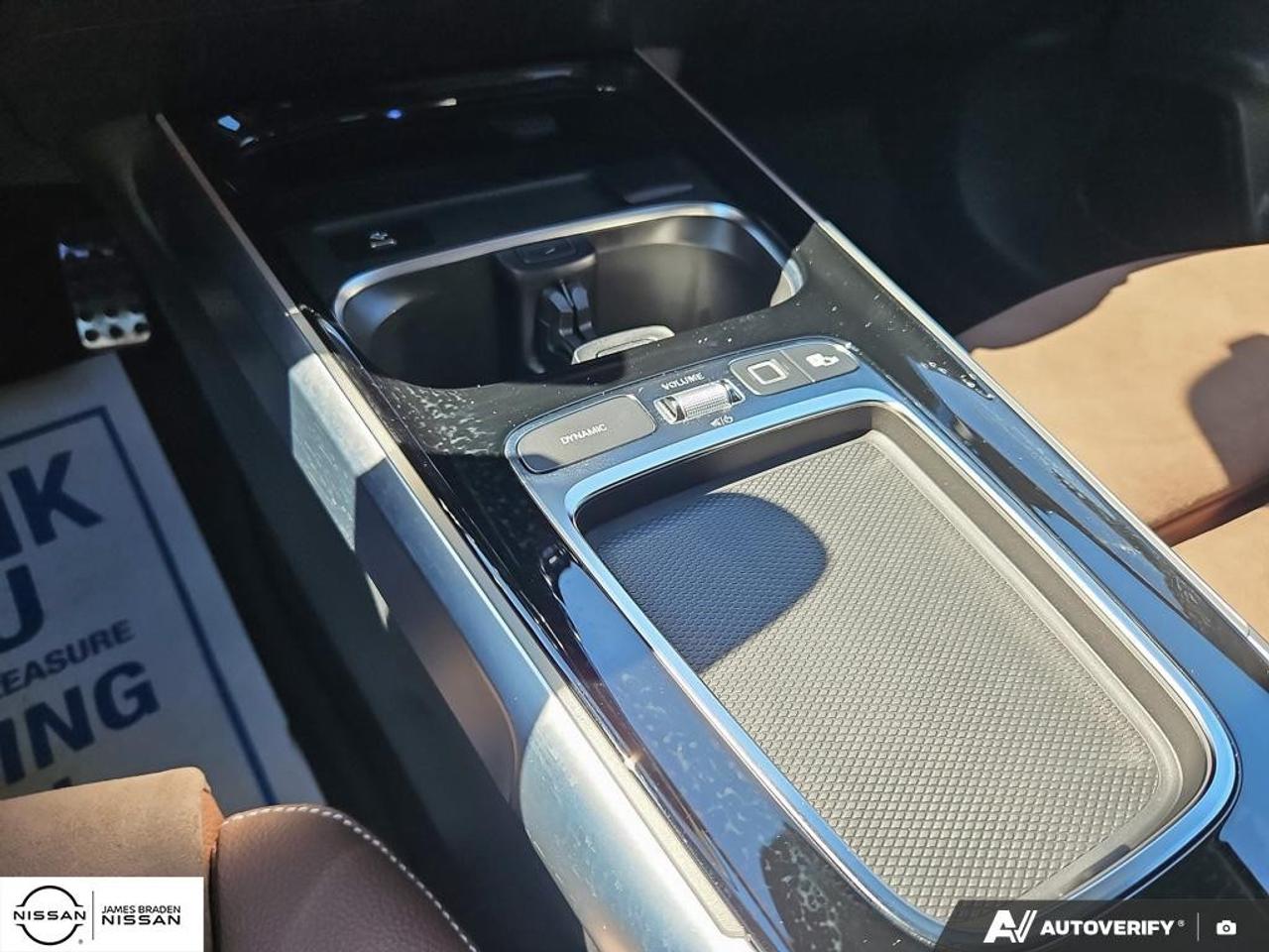 2025 Mercedes-Benz GLB GLB 250 4MATIC SUV Photo
