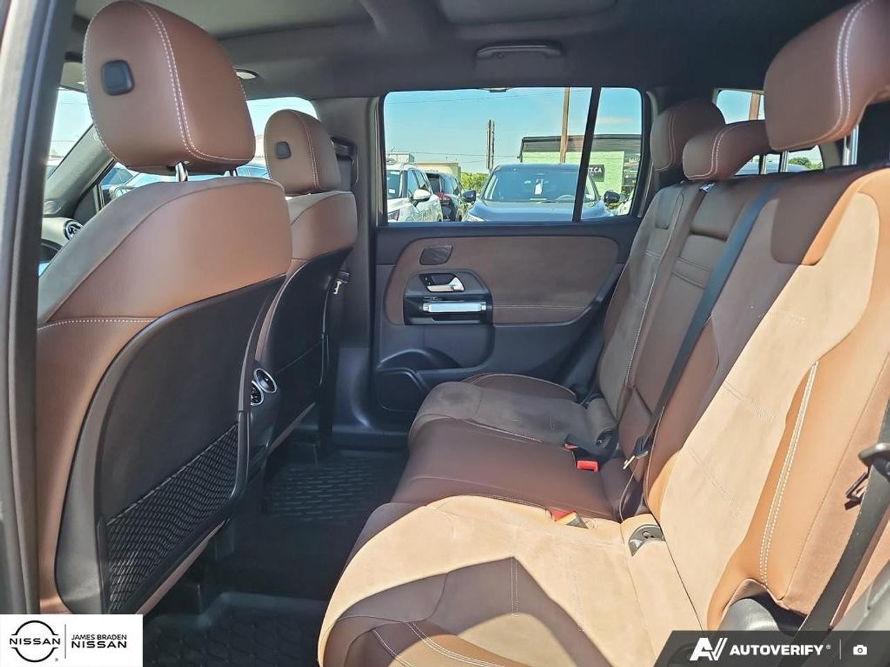 2025 Mercedes-Benz GLB GLB 250 4MATIC SUV Photo