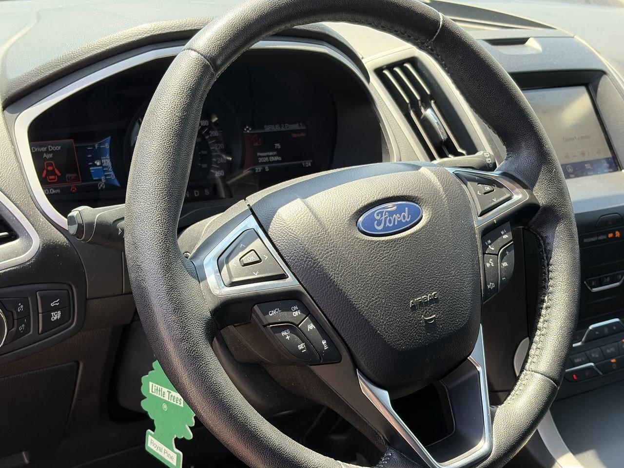 2020 Ford Edge SEL AWD ONE OWNER   MOONROOF   LTHR SEATS   CARPLA Photo