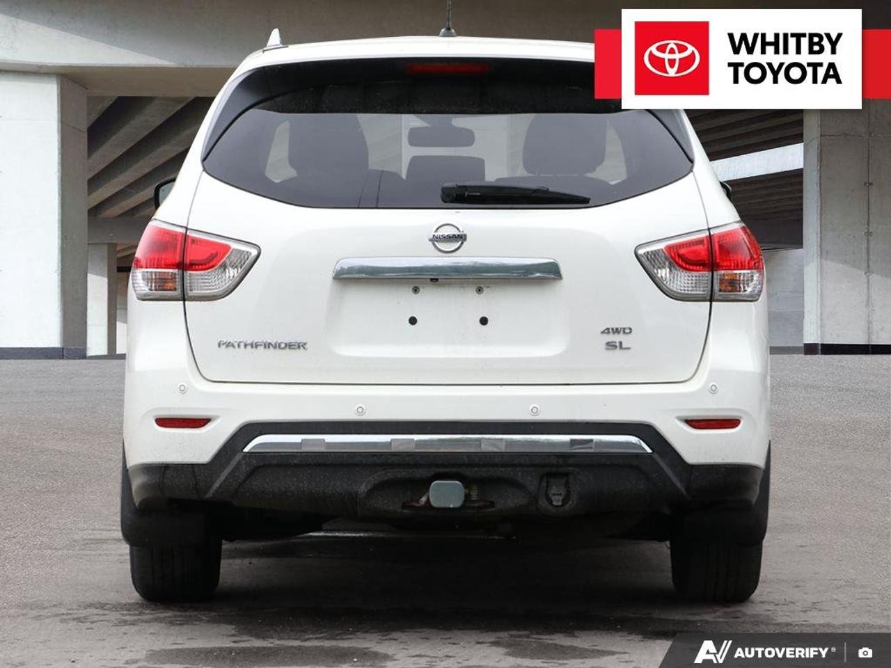 2014 Nissan Pathfinder S 3.5L Photo4