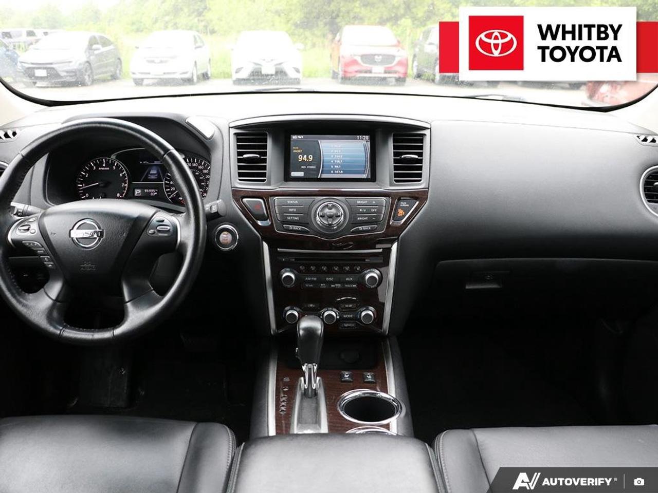 2014 Nissan Pathfinder S 3.5L Photo