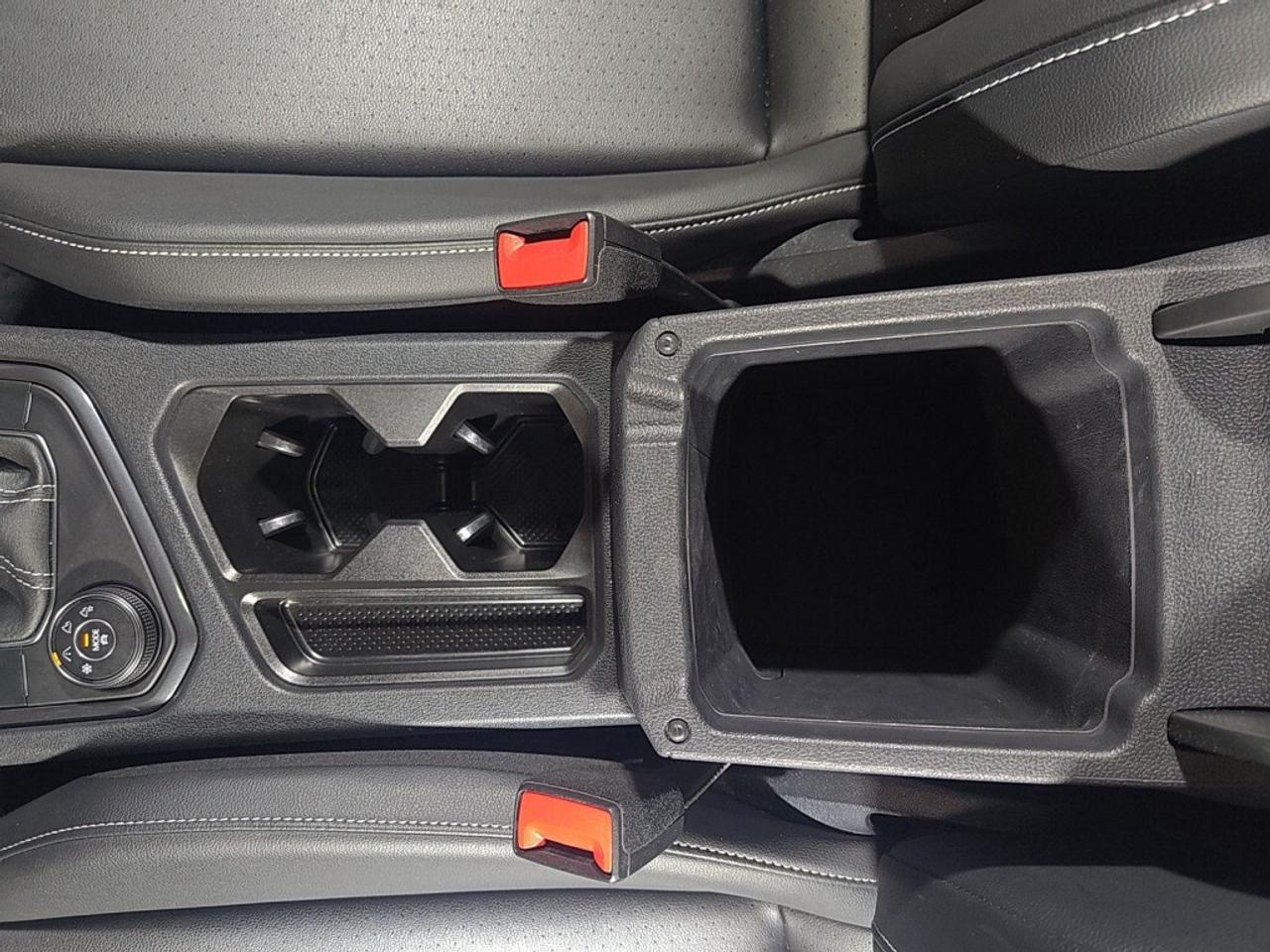 2024 Volkswagen Tiguan 4MOTION   Clean Carfax   Sunroof   Leather   Navig Photo