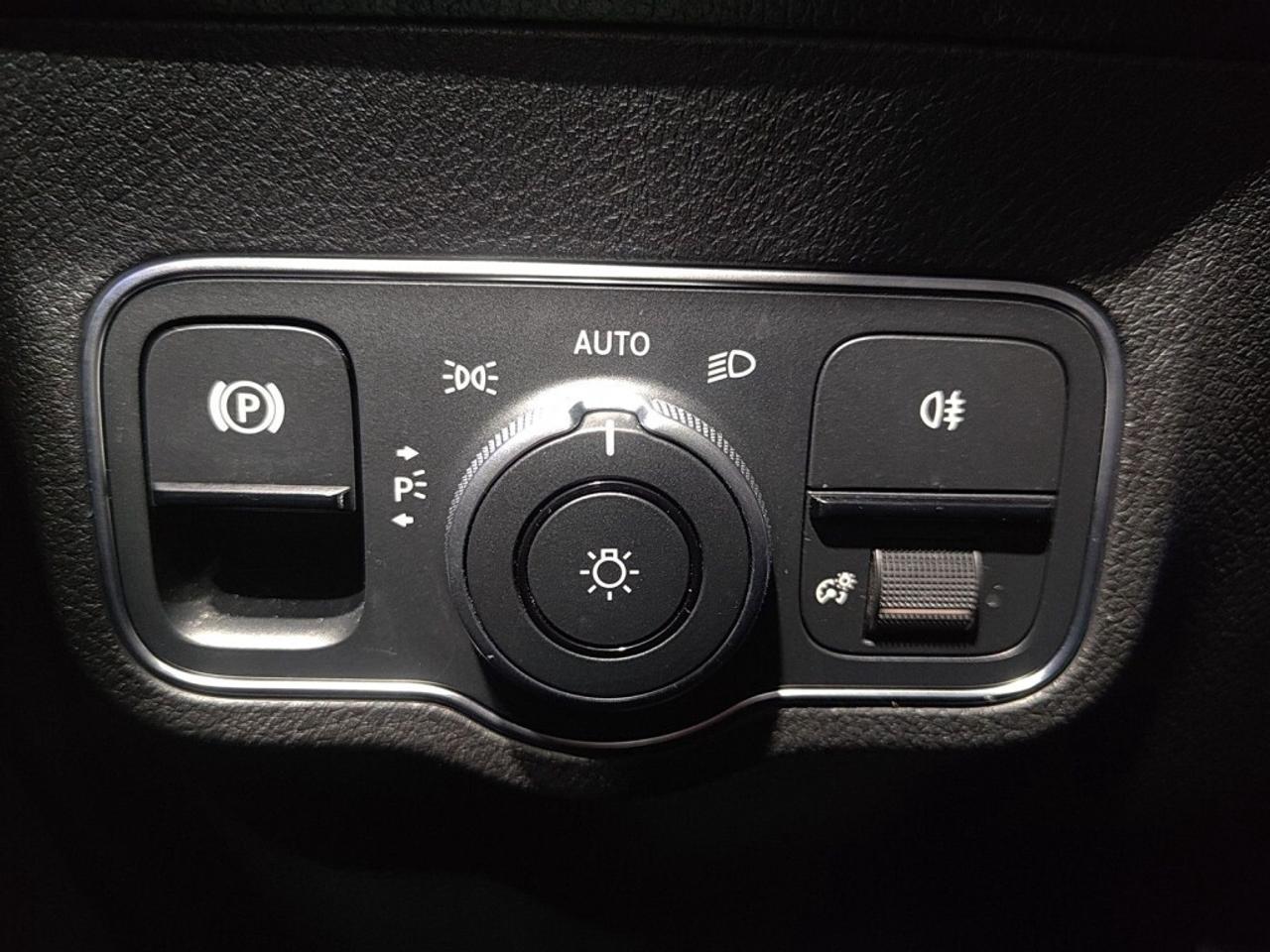 2023 Mercedes-Benz GLB 250 AMG Package 4MATIC   7-Passenger   Navigation Photo