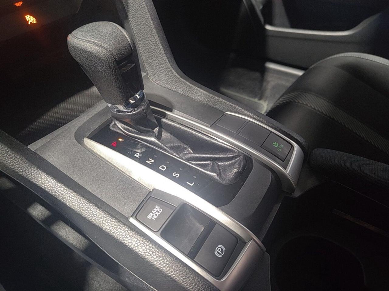 2016 Honda Civic Sedan LX/Back Up Cam/Blueotoh/Cruise Control/Clean carfa Photo