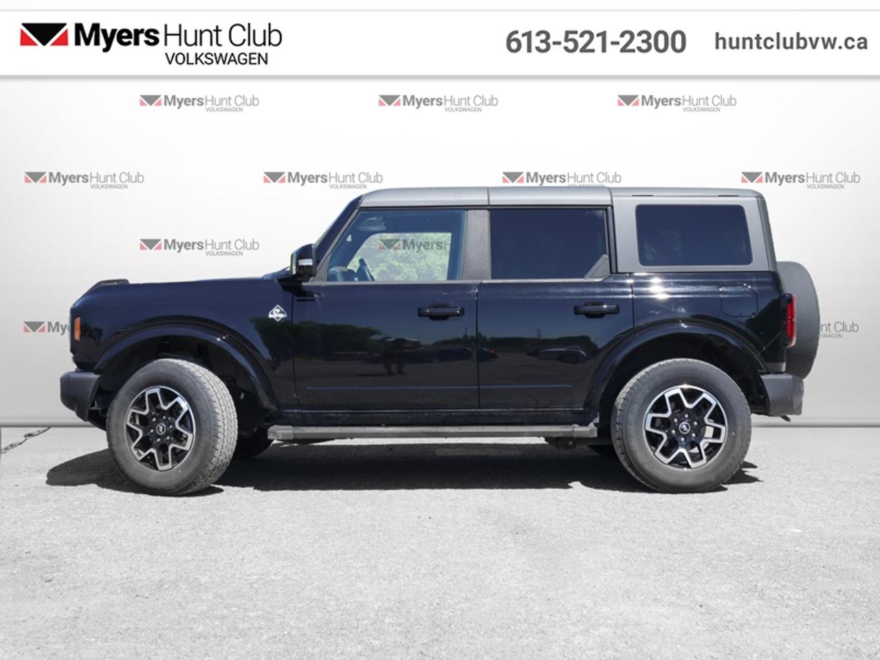 2024 Ford Bronco Outer Banks Photo4