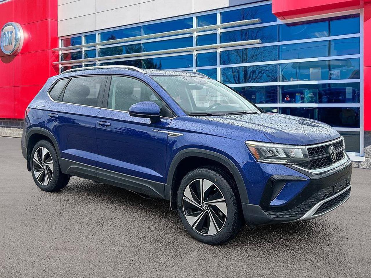 2024 Volkswagen Taos Comfortline | Clean CarFax | VW Service History | Massive Sunroof | Heated Seats & Steering Wheel | Photo