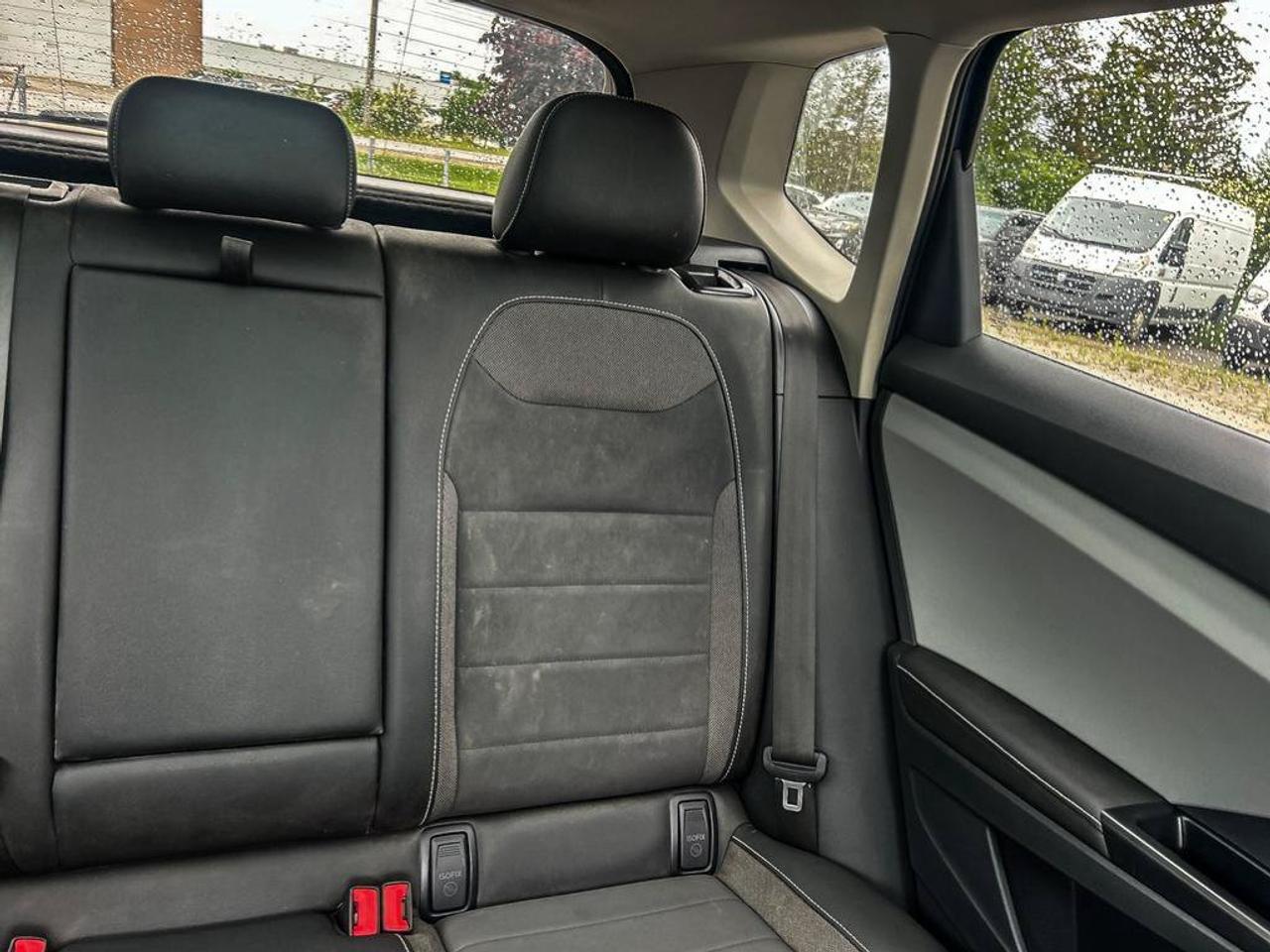 2024 Volkswagen Taos Comfortline | Clean CarFax | VW Service History | Massive Sunroof | Heated Seats & Steering Wheel | Photo