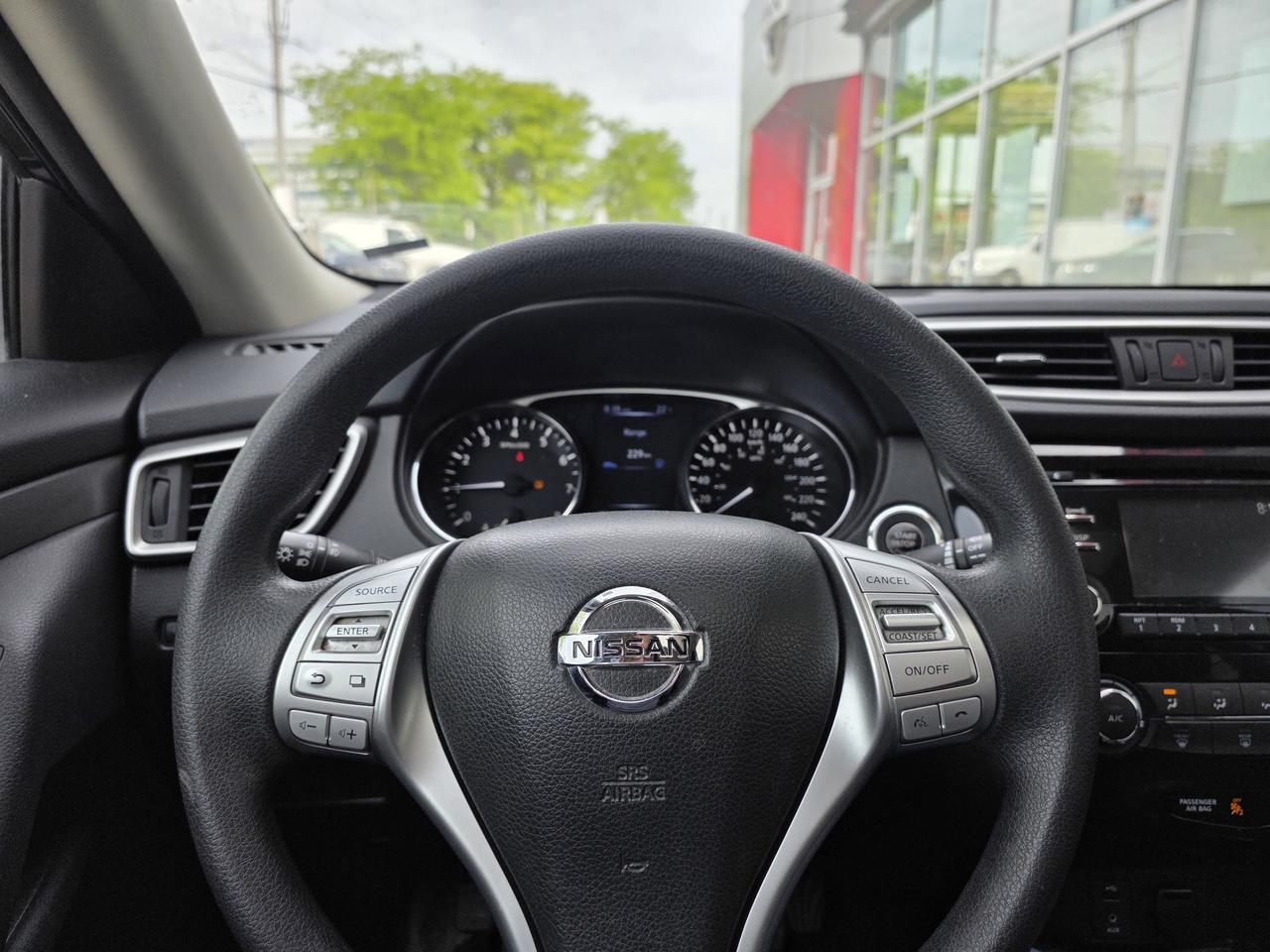 2014 Nissan Rogue SV | Divide N Hide Adjustable Floor |  Back-Up Camera | Bluetooth | Photo