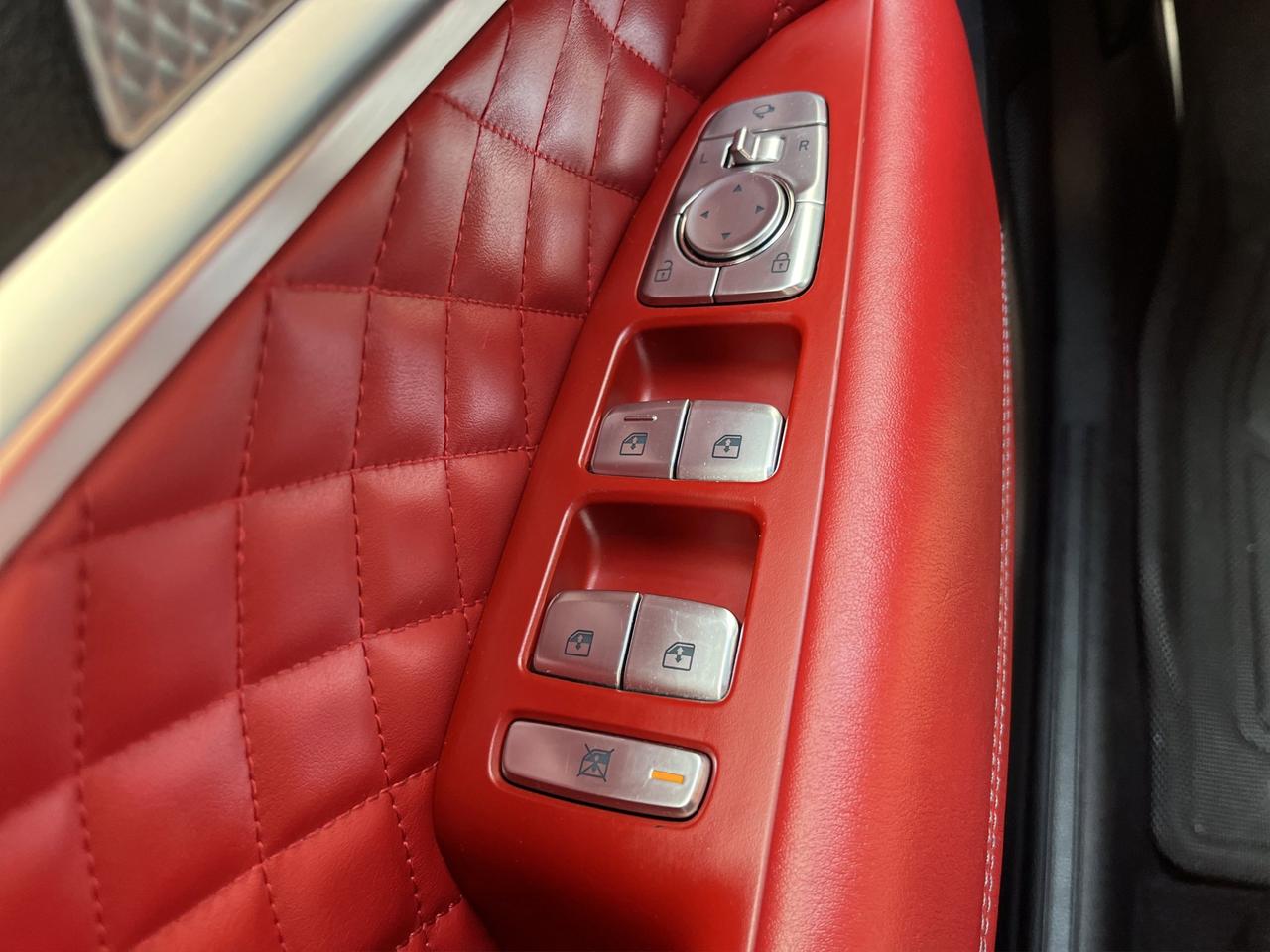 2022 Genesis G70 3.3T Sport | Reverse Cam | Heated Seats Photo