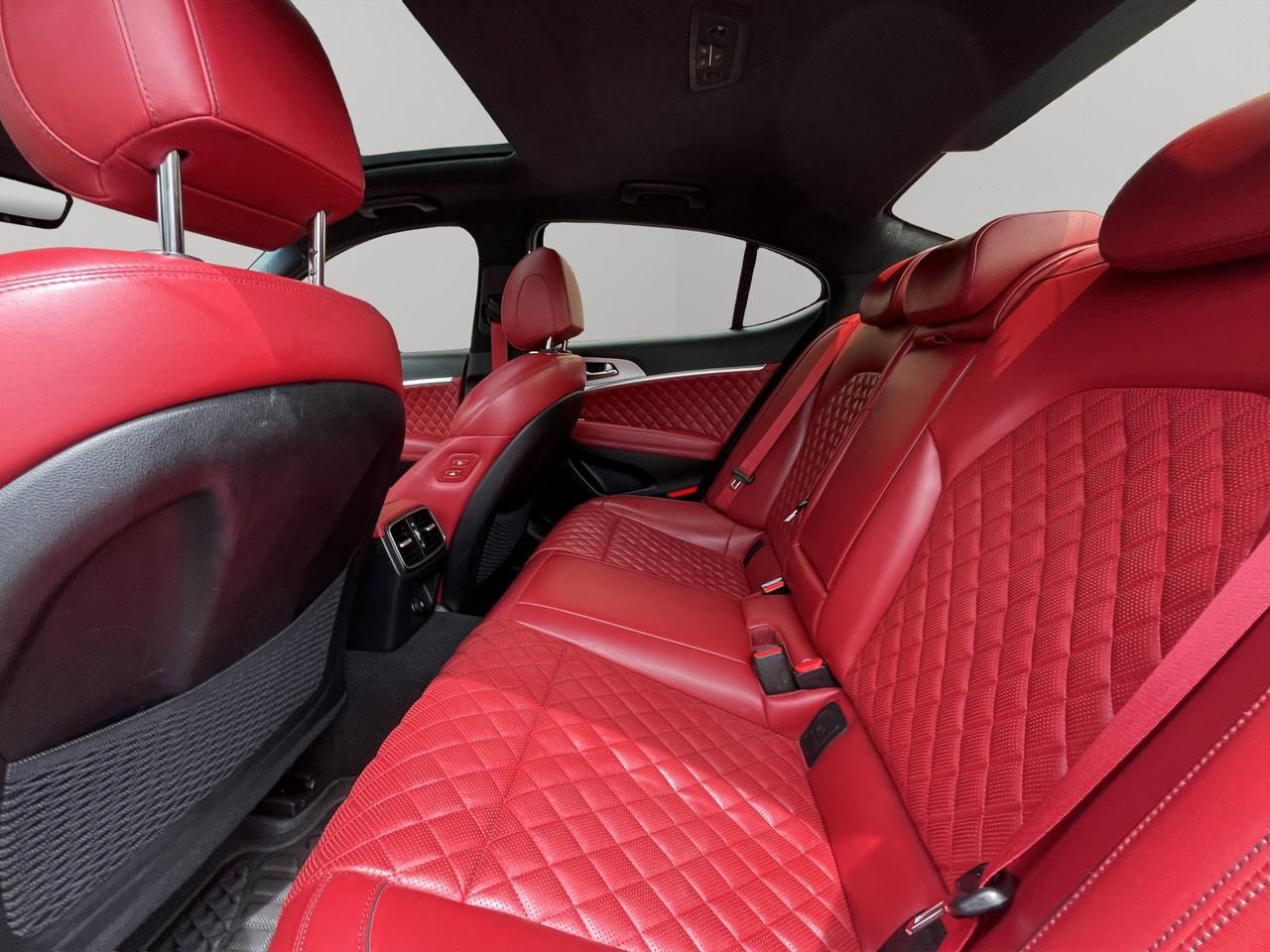 2022 Genesis G70 3.3T Sport | Reverse Cam | Heated Seats Photo