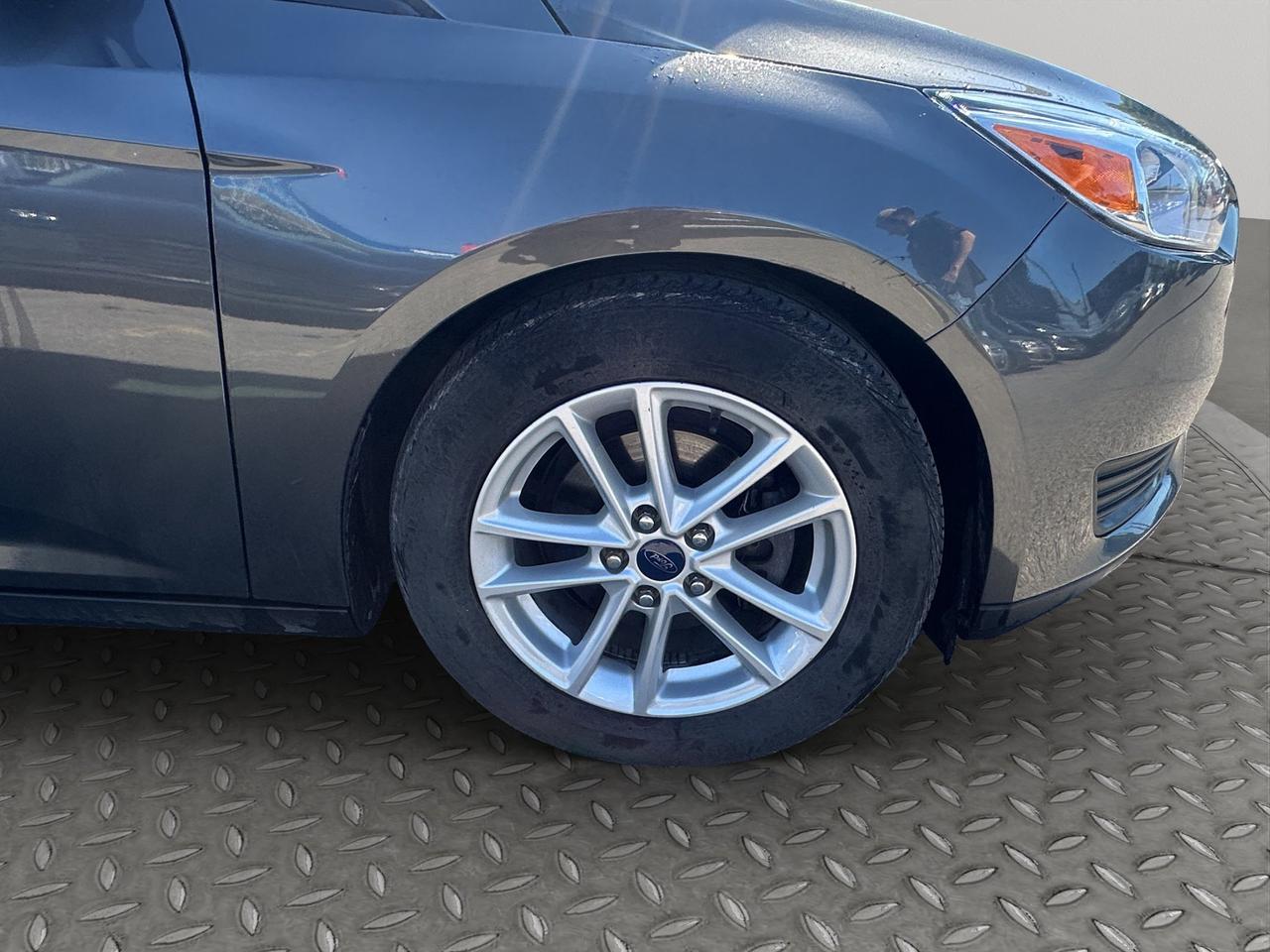 2015 Ford Focus SEL | Reverse Cam | Heated Seats Photo