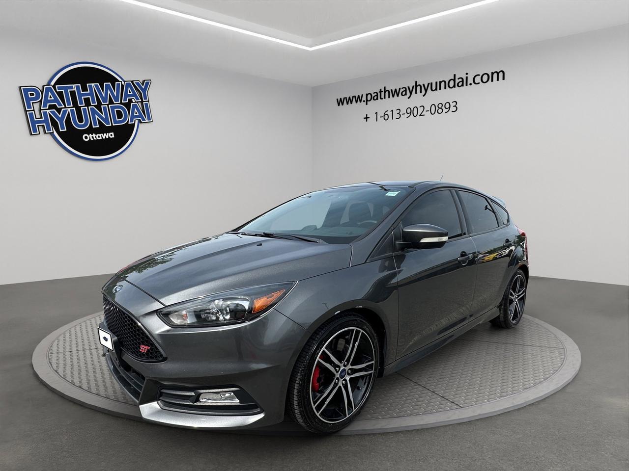 2018 Ford Focus ST | Reverse Cam | Heated Seats Photo