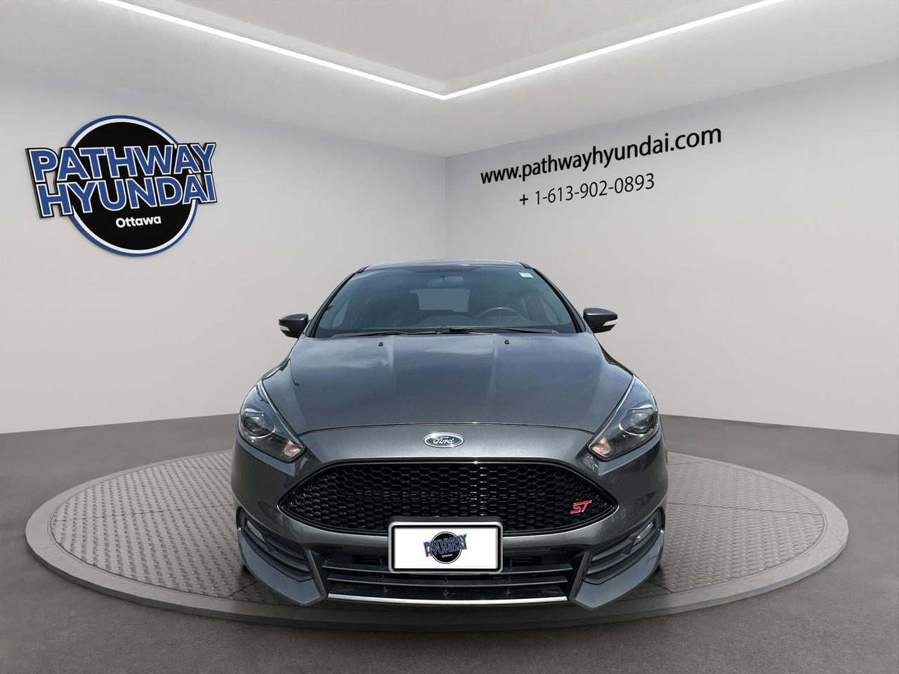 2018 Ford Focus ST | Reverse Cam | Heated Seats Photo