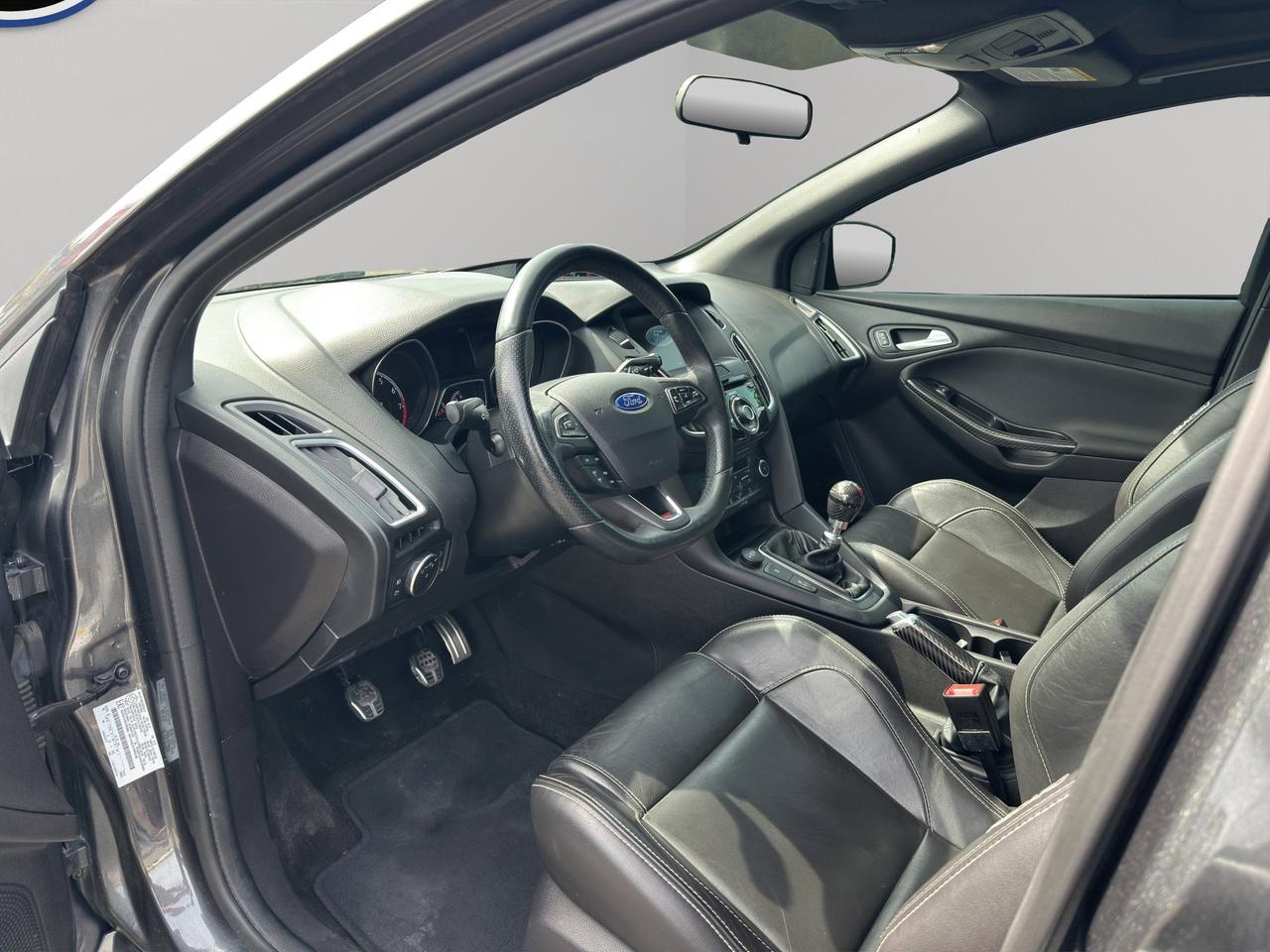 2018 Ford Focus ST | Reverse Cam | Heated Seats Photo