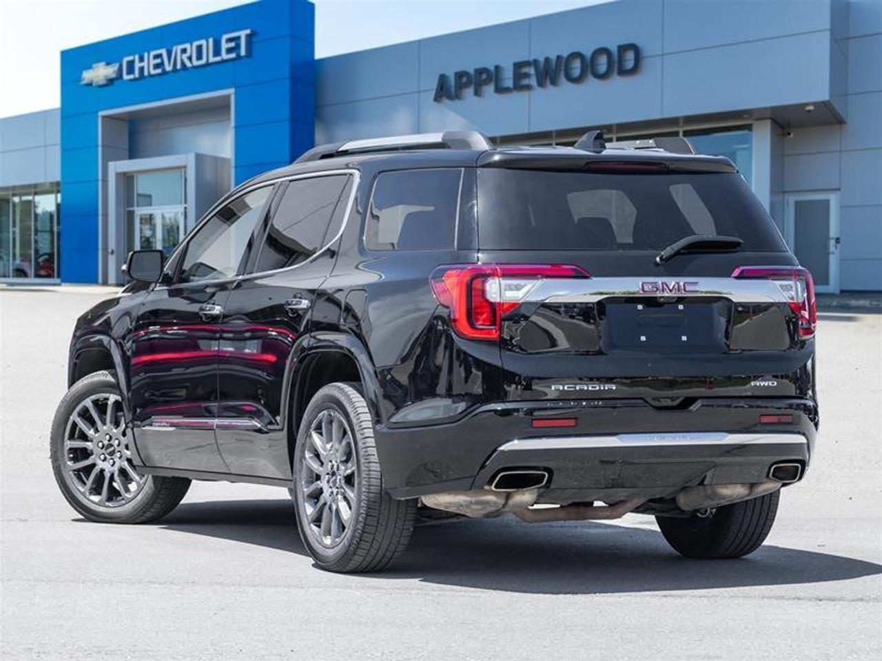 2022 GMC Acadia AWD DENALI Photo