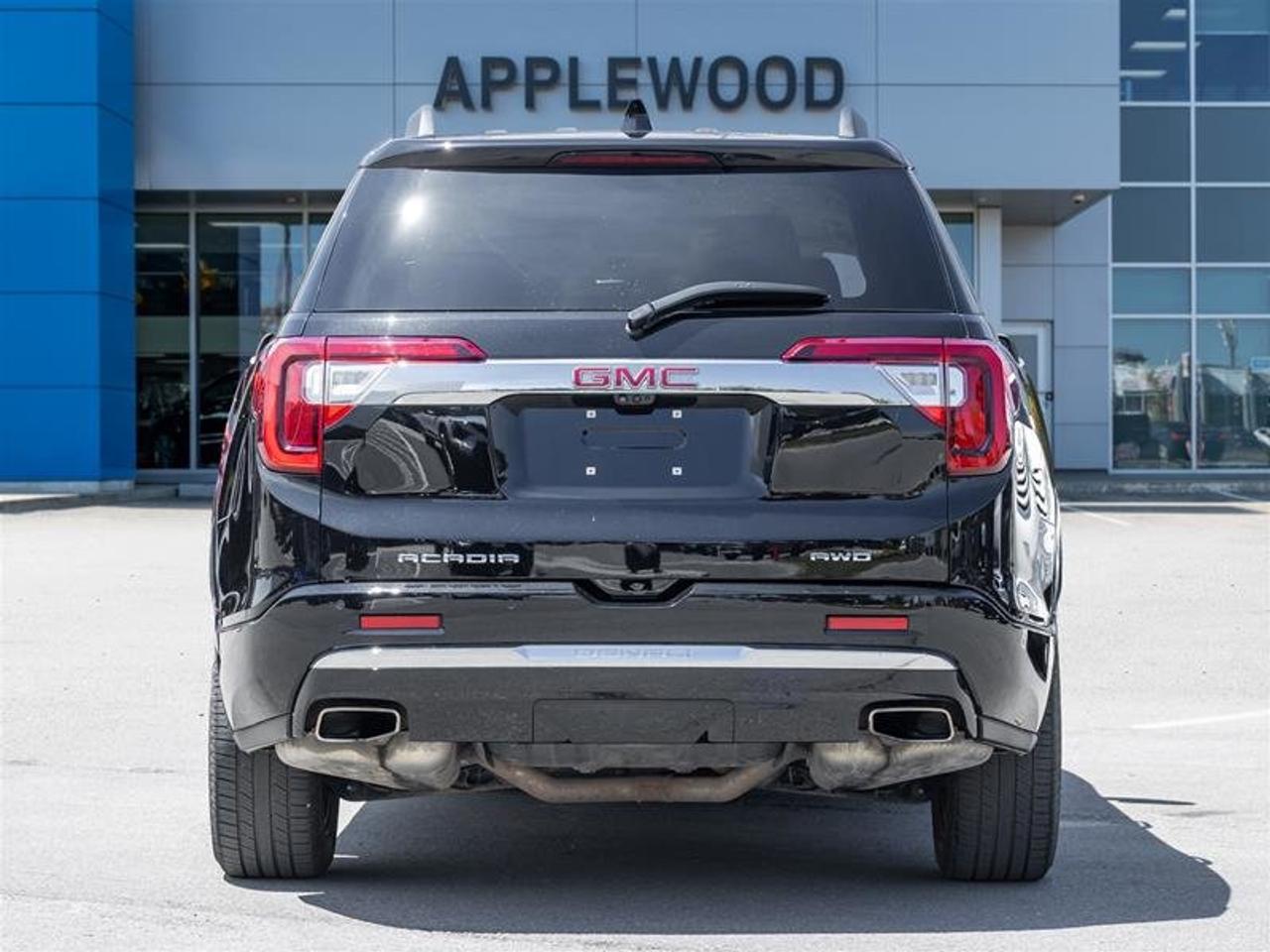 2022 GMC Acadia AWD DENALI Photo