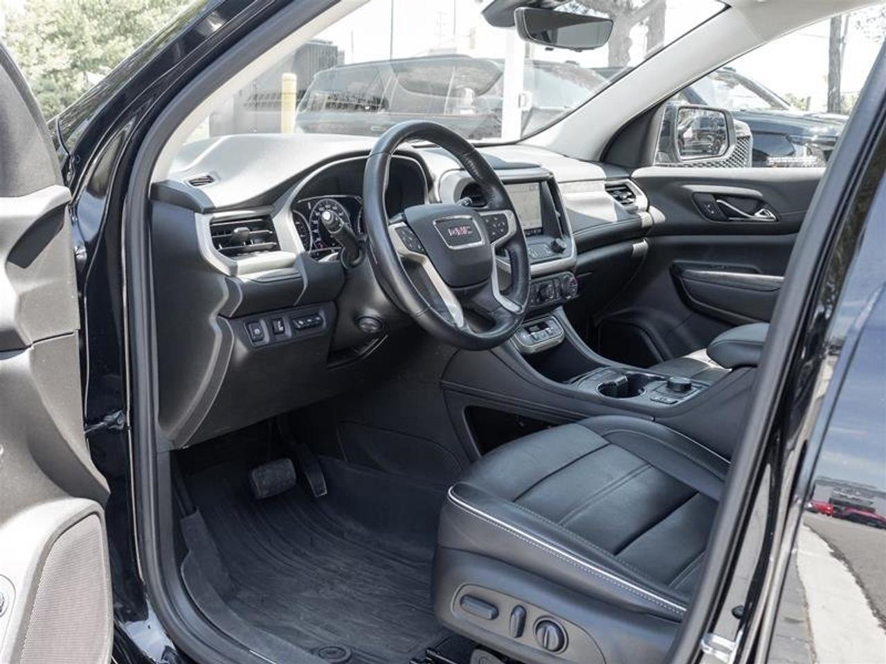 2022 GMC Acadia AWD DENALI Photo