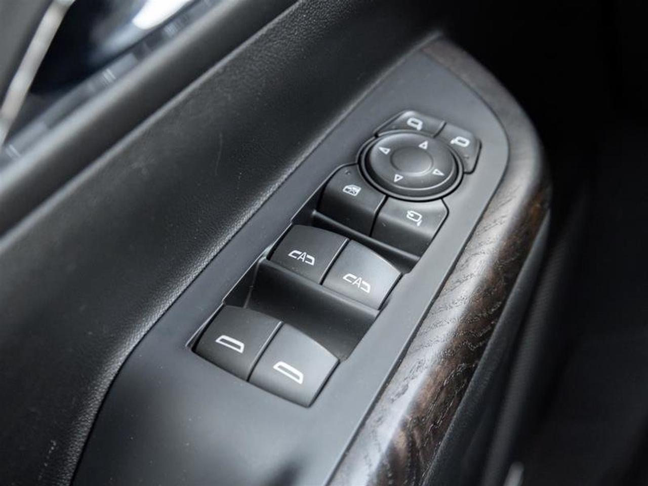 2022 GMC Acadia AWD DENALI Photo