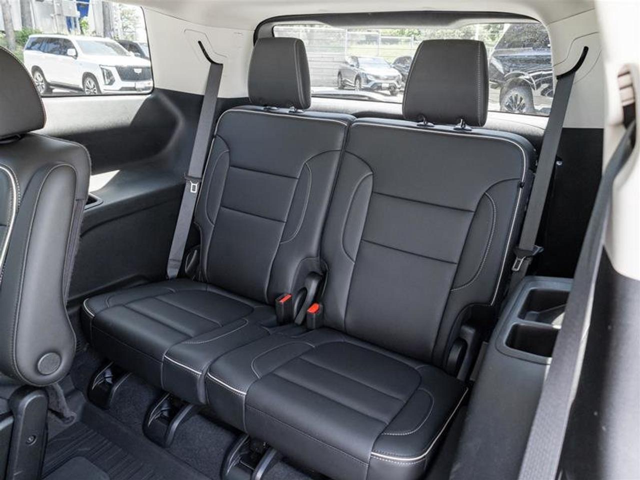 2022 GMC Acadia AWD DENALI Photo