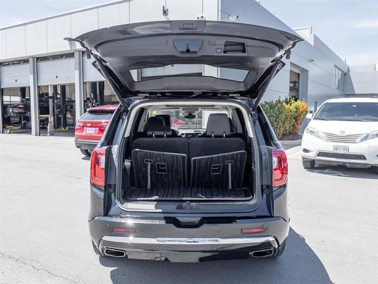 2022 GMC Acadia AWD DENALI Photo