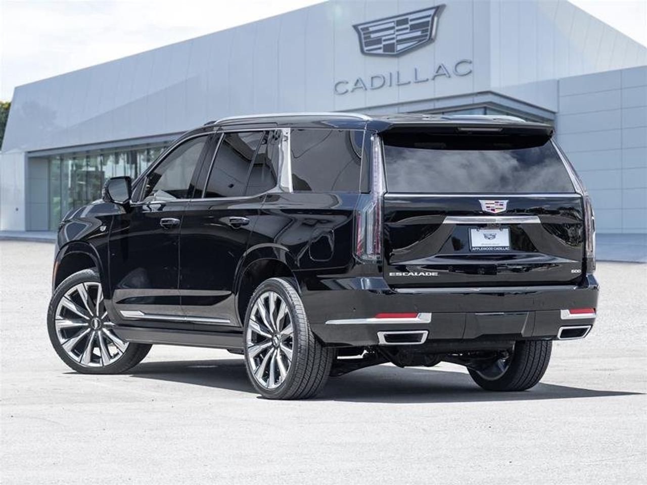 2026 Cadillac Escalade LUXURY Photo4