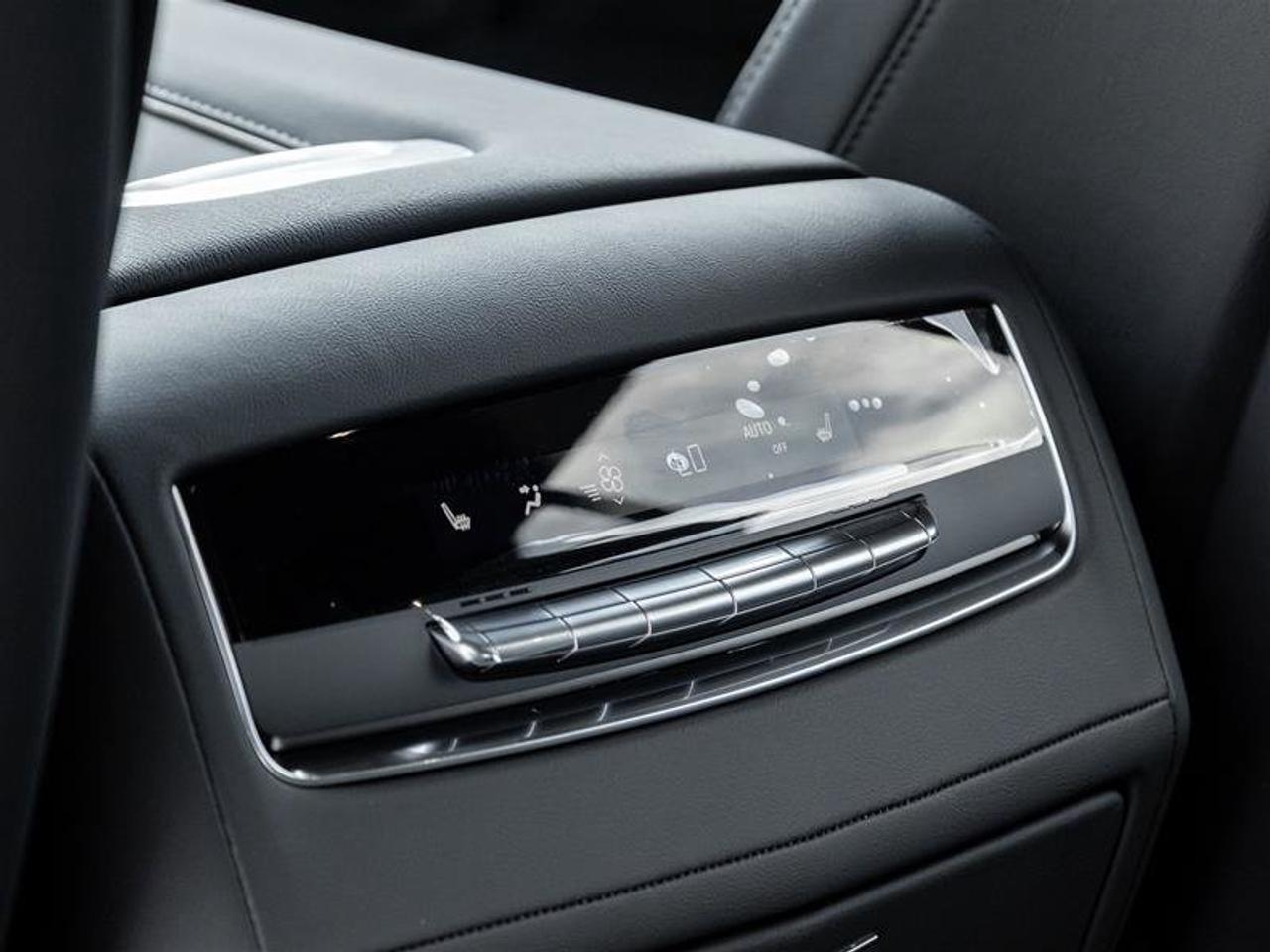 2026 Cadillac Escalade LUXURY Photo