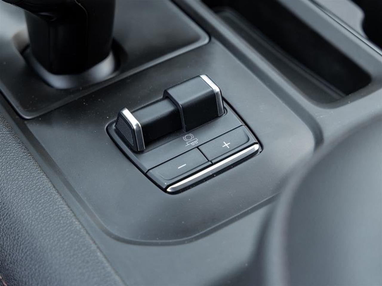 2024 GMC Sierra 1500 Crew Cab Short Box 4-Wheel Drive AT4 Photo