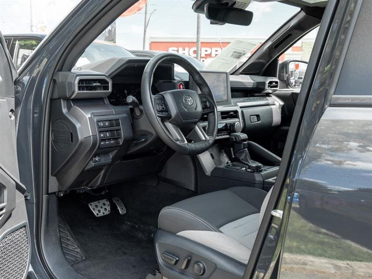 2024 Toyota Tacoma 4X4 Tacoma Double Cab at Sunroof | Navi | Backup Cam | JBL Audio | Wireless Charging | 4X4 Photo