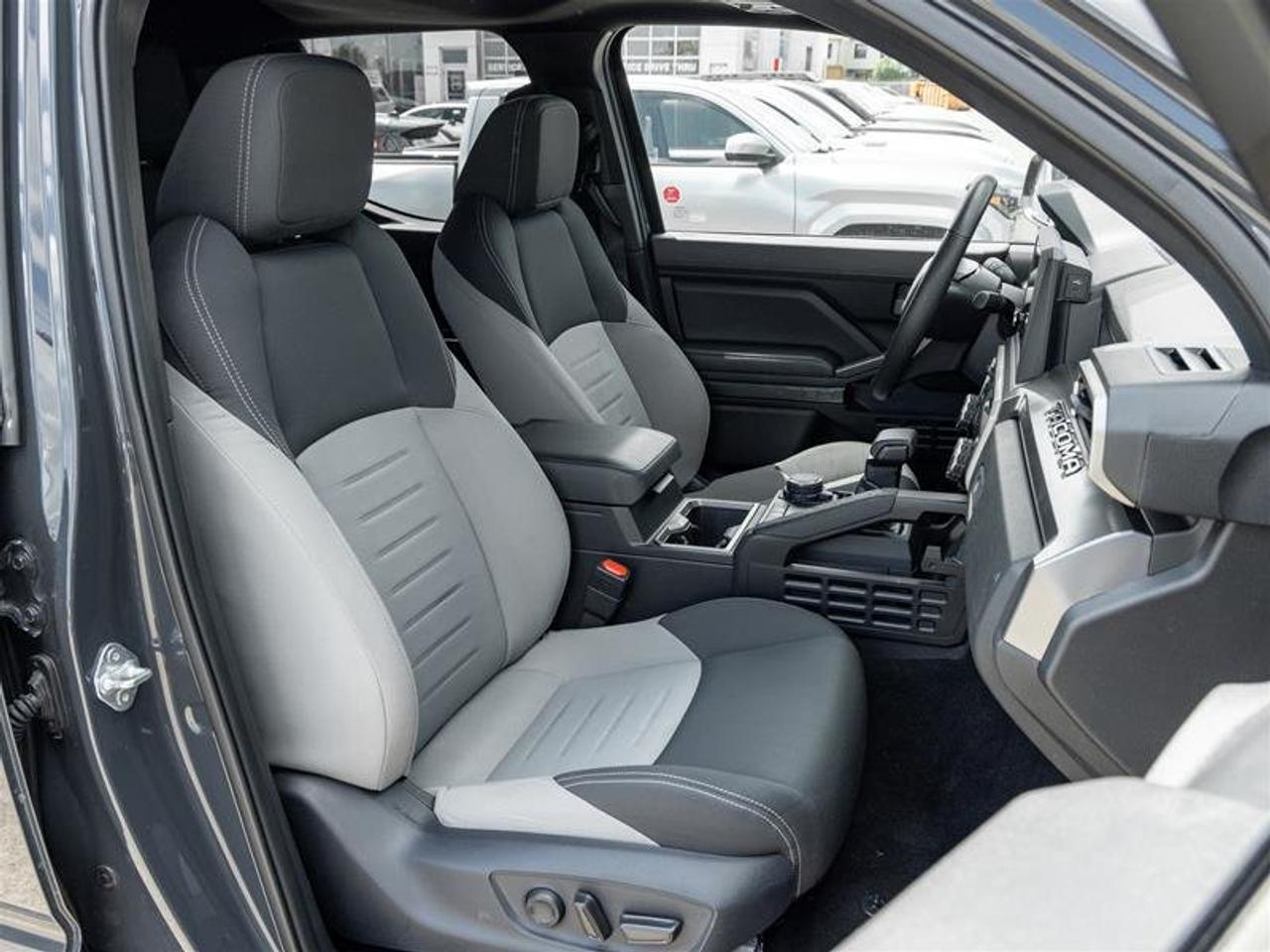 2024 Toyota Tacoma 4X4 Tacoma Double Cab at Sunroof | Navi | Backup Cam | JBL Audio | Wireless Charging | 4X4 Photo