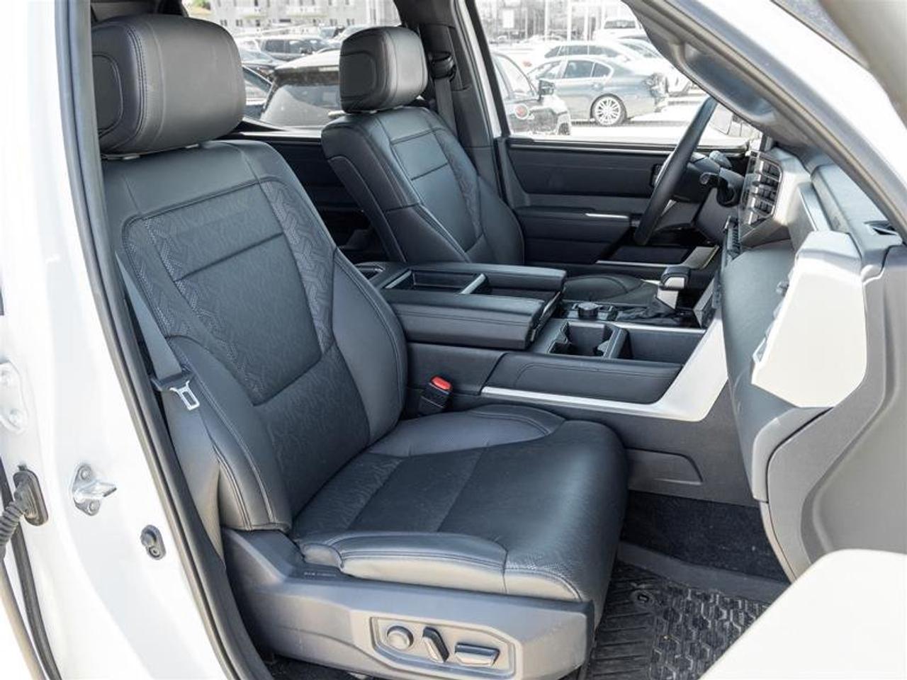 2025 Toyota Tundra 4X4 Tundra CrewMax Limited Pano Sunroof | Backup Cam | Navi | Heated Seats | Wireless Charging | Limited Photo
