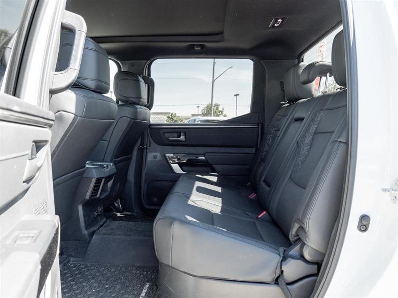 2025 Toyota Tundra 4X4 Tundra CrewMax Limited Pano Sunroof | Backup Cam | Navi | Heated Seats | Wireless Charging | Limited Photo