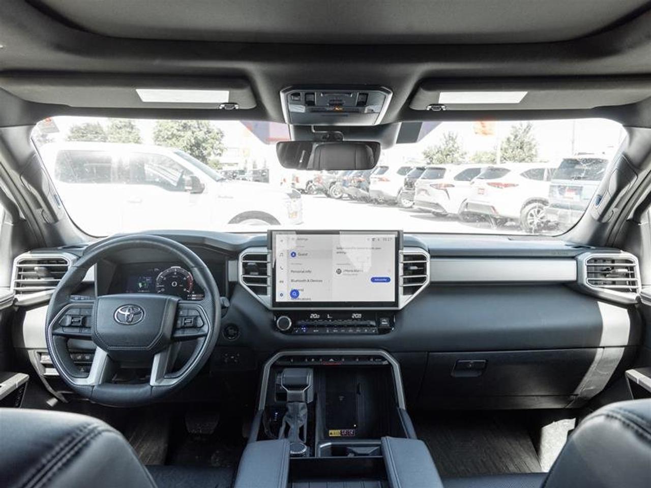 2025 Toyota Tundra 4X4 Tundra CrewMax Limited Pano Sunroof | Backup Cam | Navi | Heated Seats | Wireless Charging | Limited Photo