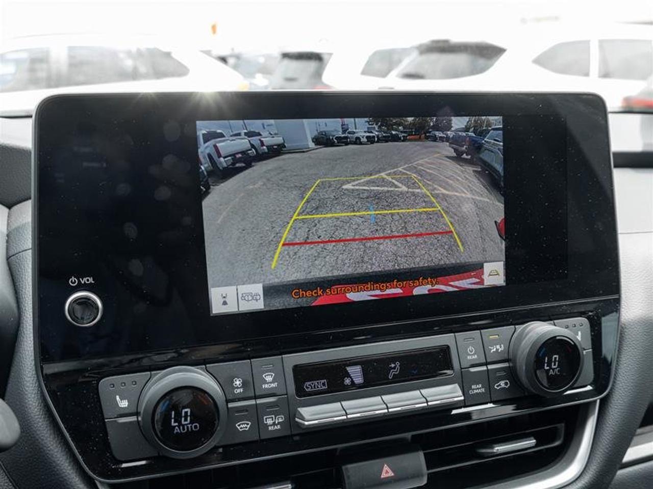 2026 Toyota Grand Highlander Hyb rid XLE AW Sunroof | Backup Cam | Heated Seats | Wireless Charging | XLE Photo