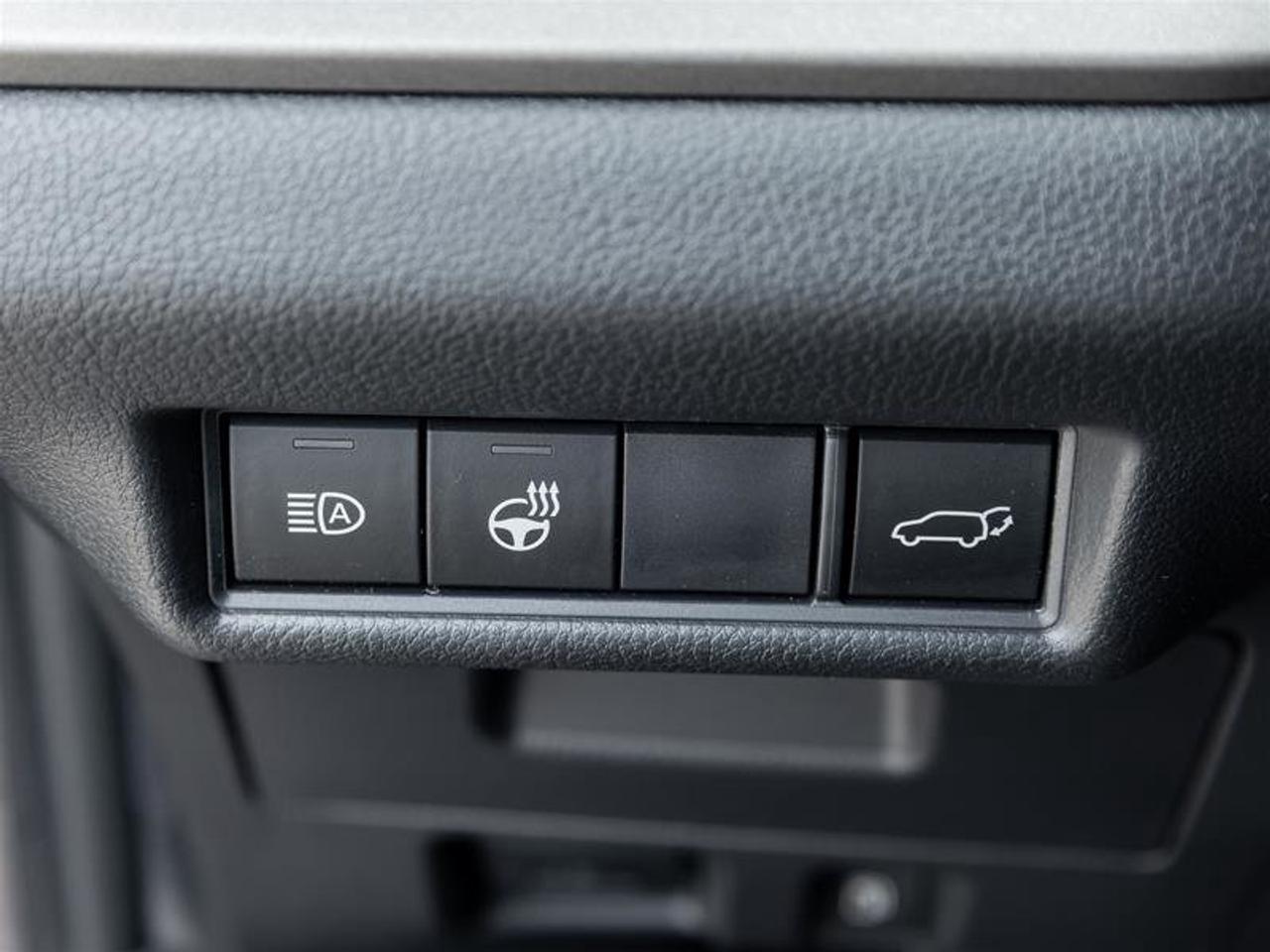 2026 Toyota Grand Highlander Hyb rid XLE AW Sunroof | Backup Cam | Heated Seats | Wireless Charging | XLE Photo