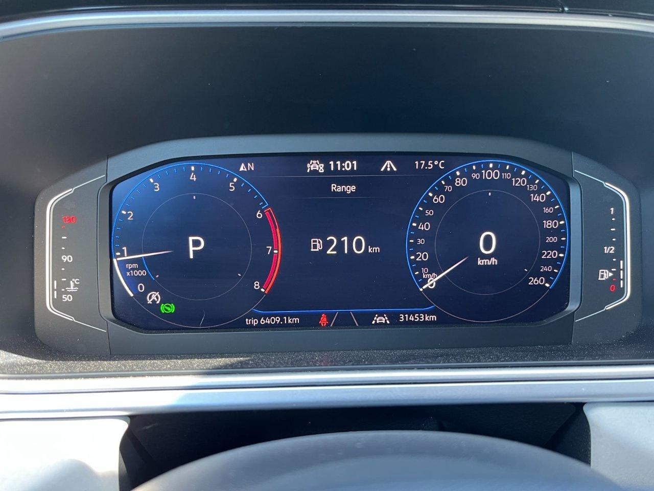 2025 Volkswagen Taos Comfortline 4Motion Photo