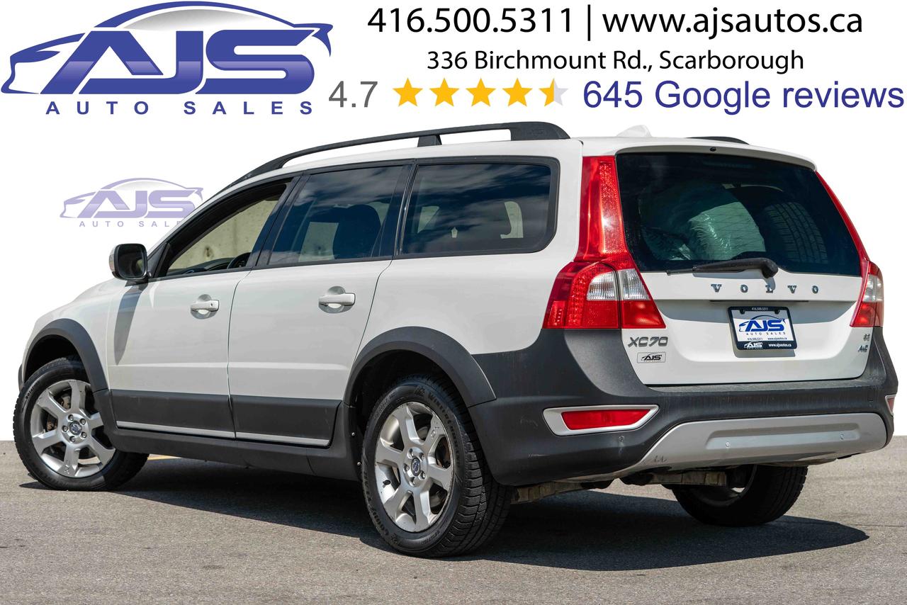 2011 Volvo XC70 3.2L AWD WAGON Photo