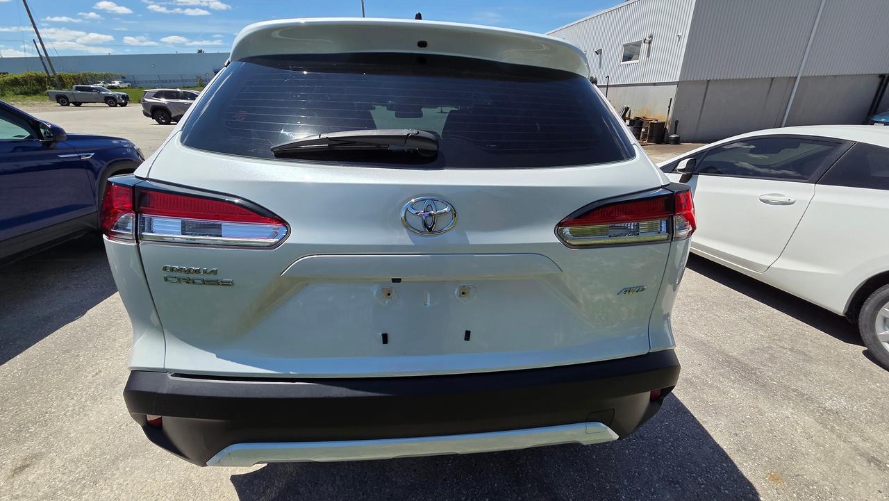 2023 Toyota Corolla Cross L Photo