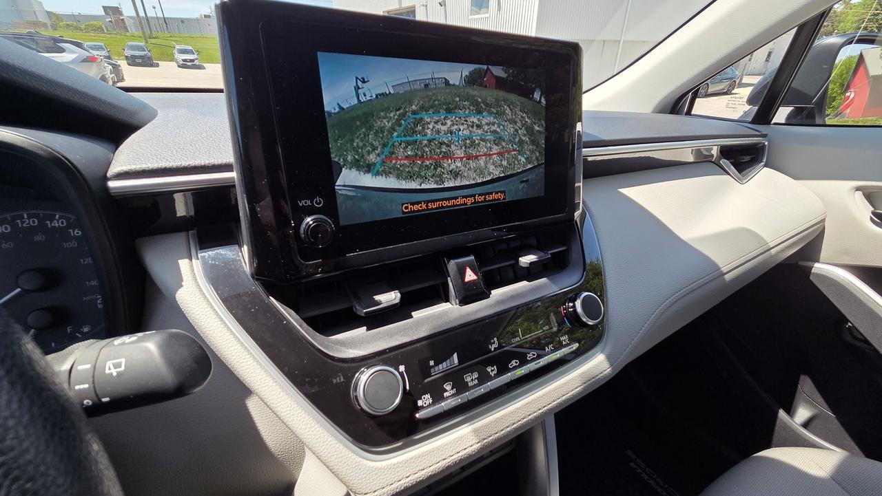 2023 Toyota Corolla Cross L Photo