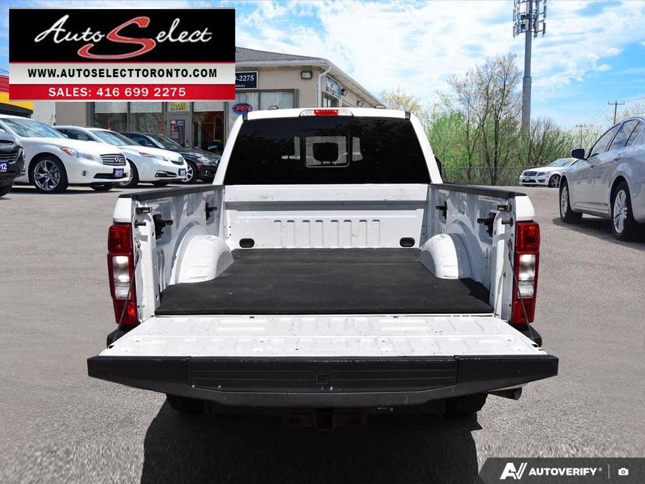 2022 Ford F-250 Lariat 4x4 - 7.3L V8 - Leather Interior - Clean Carfax Photo4