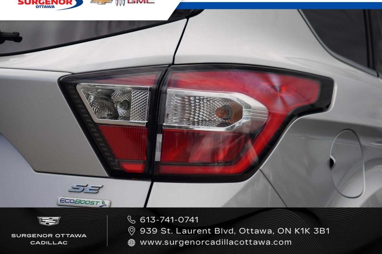 2018 Ford Escape SE FWD Photo3