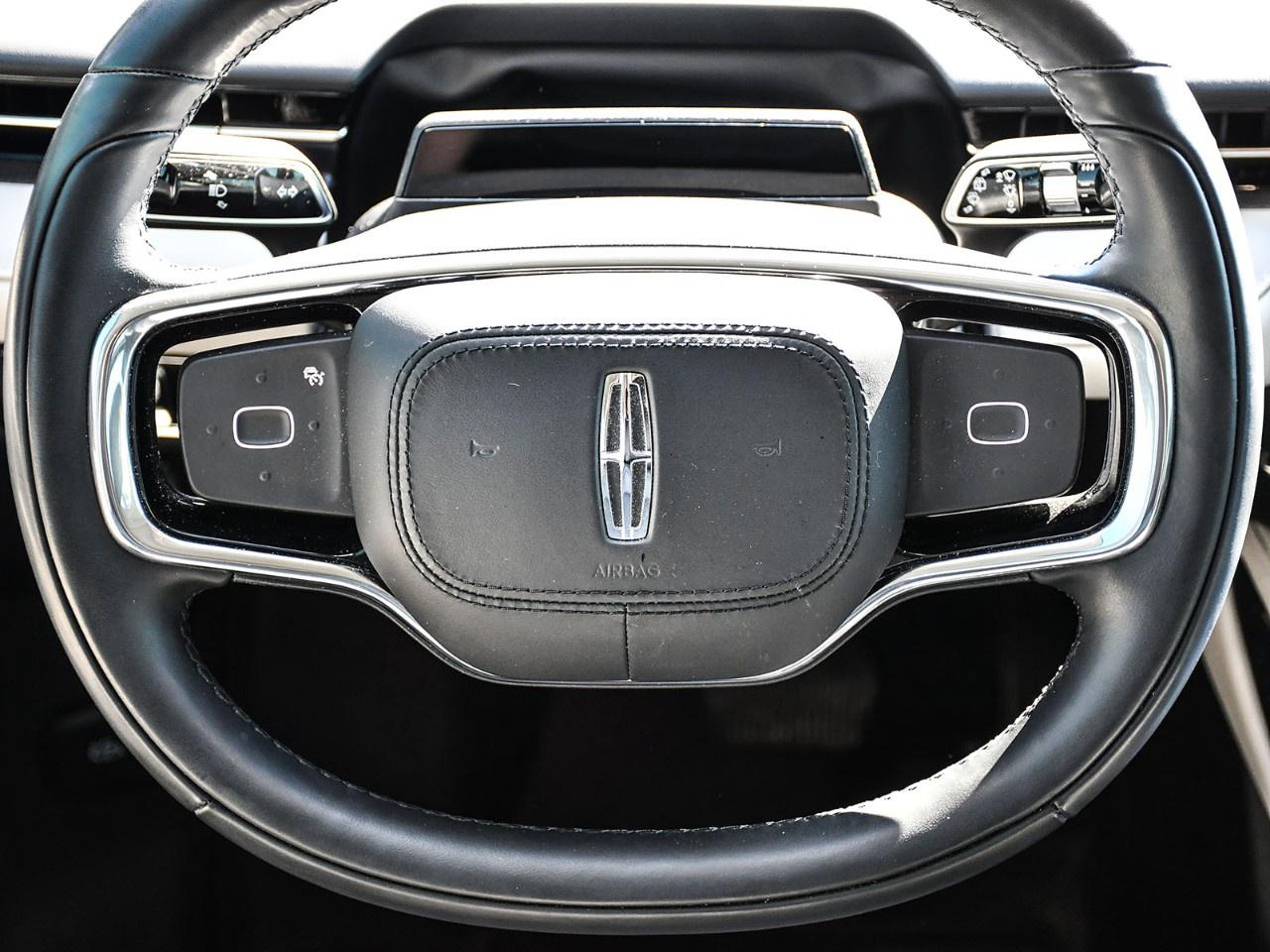 2025 Lincoln Nautilus Premiere AWD Photo