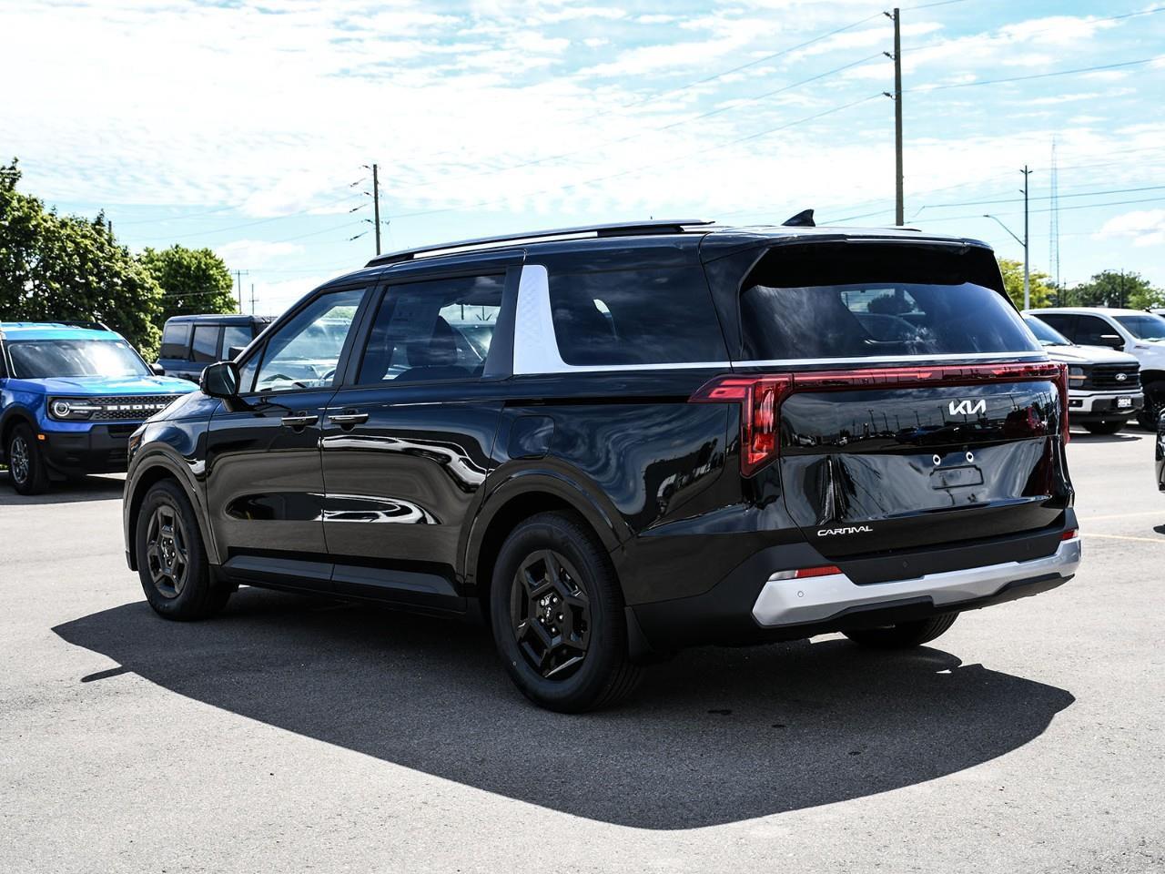 2026 Kia Carnival 2026 Kia Carnival – LX+ Photo