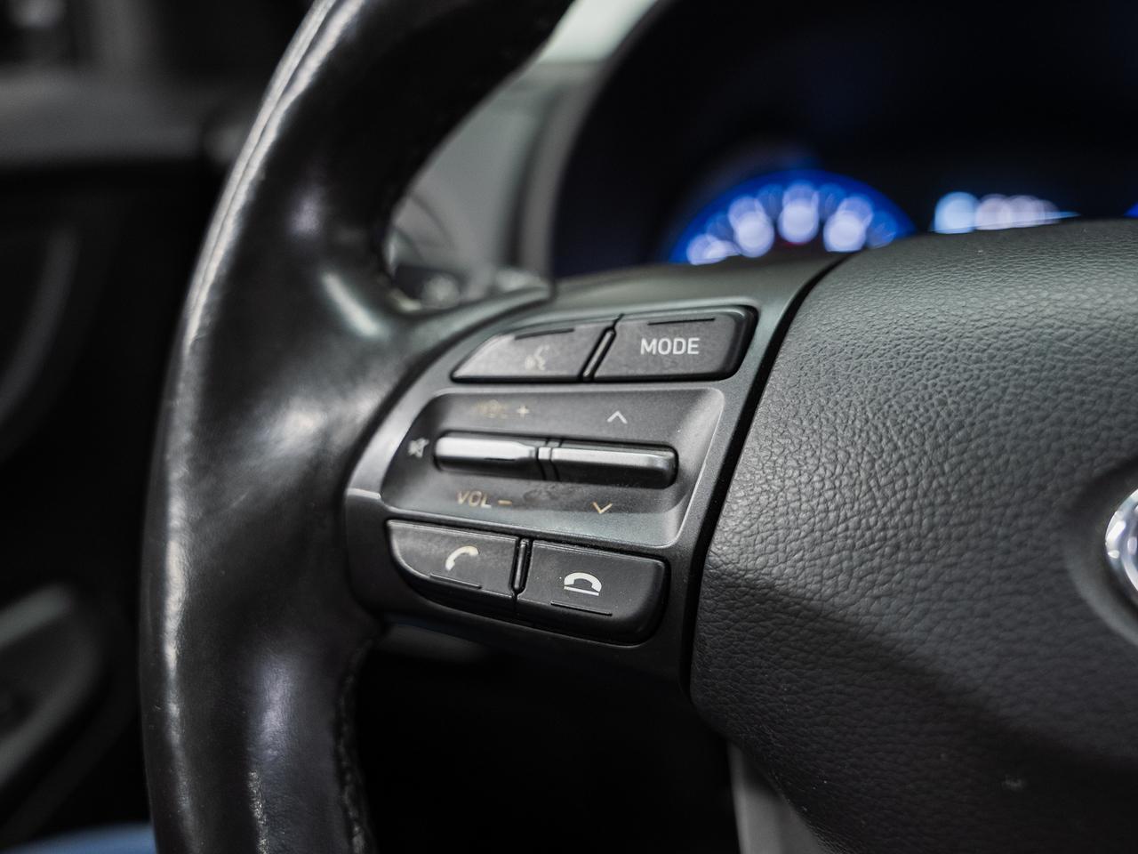 2021 Hyundai KONA ULTIMATE AWD | Nav | Leather | Sunroof | CarPlay