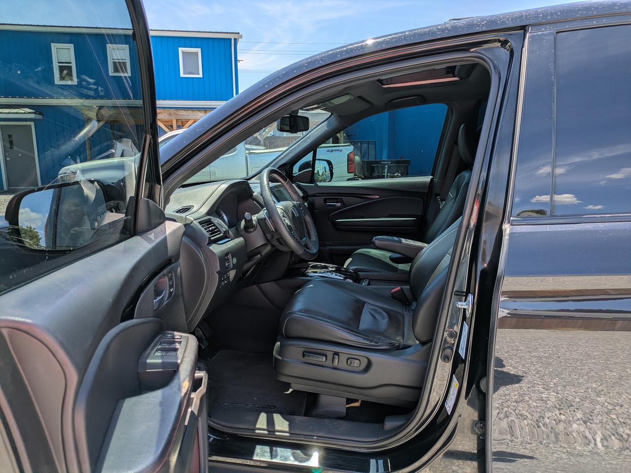 2020 Honda Ridgeline Black Edition AWD Photo