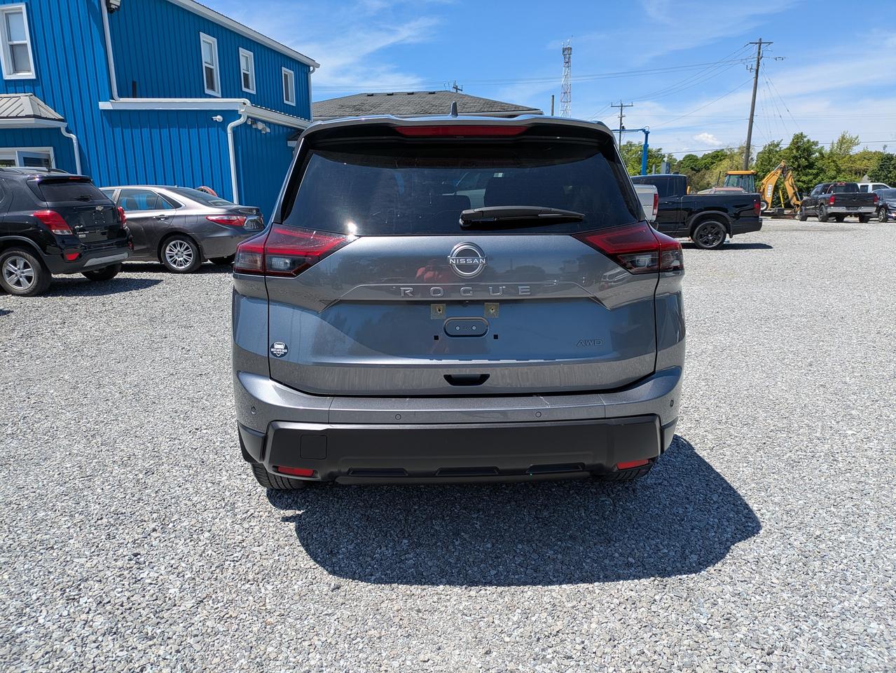 2024 Nissan Rogue AWD S Photo3