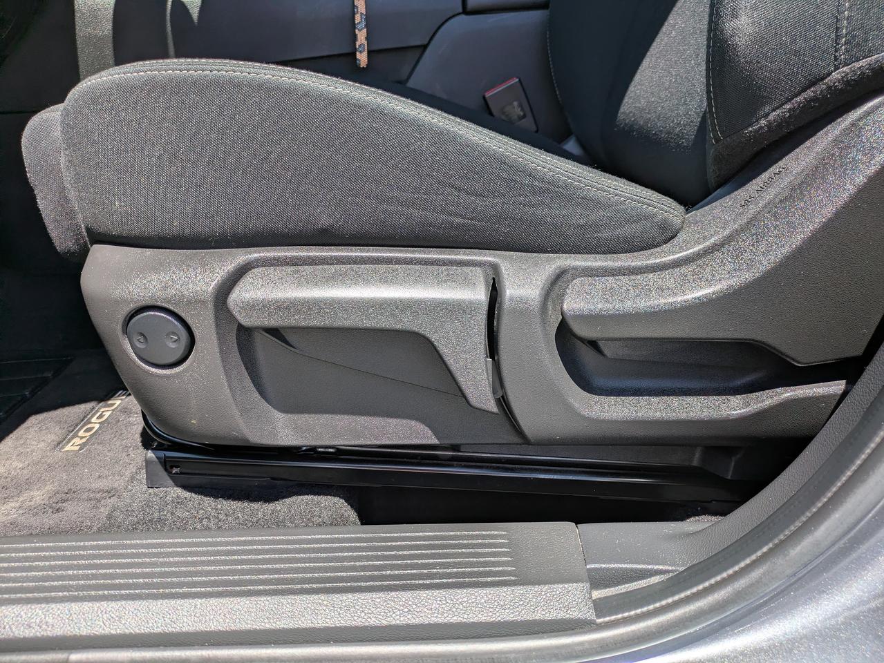 2024 Nissan Rogue AWD S Photo